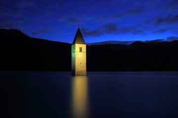 Kirchturm im Reschensee
