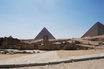 Fototapeta na wymiar The Sphinx at the Pyramids of Giza, Cairo, Egypt