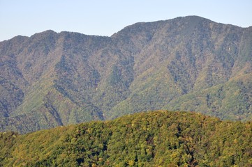 秋季の飛竜山