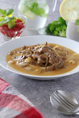 ビーフストロガノフ　吹き寄せ