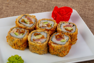 Tempura roll with tuna