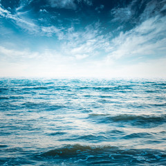 Naklejka premium Sky and ocean