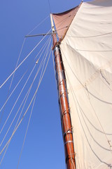 voilier régate vieux gréement voile  yachting accastillage
