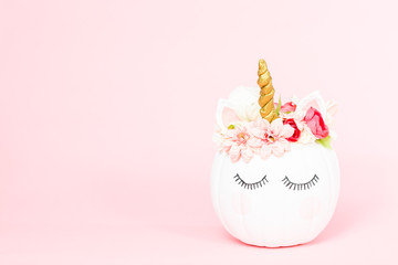 Unicorn pumpkin © arinahabich
