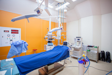 Equipment and medical devices in hybrid operating room blue filter