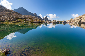 Vue du Lac Balaour dans le Mercantour