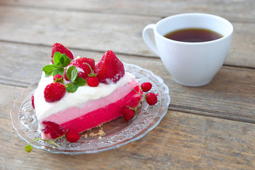 Erdbeer-Frischkäse-Torte