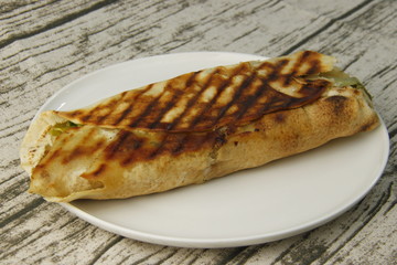 Sandwich libanais shawarma poulet