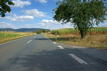 Landstrasse in Niedersachsen