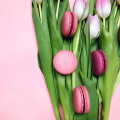 Obraz na płótnie Canvas flowers, tulips,macaroons