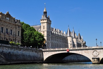 The Conciergerie and Pont au Change