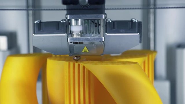 Printing  with Plastic Wire Filament on 3D Printer