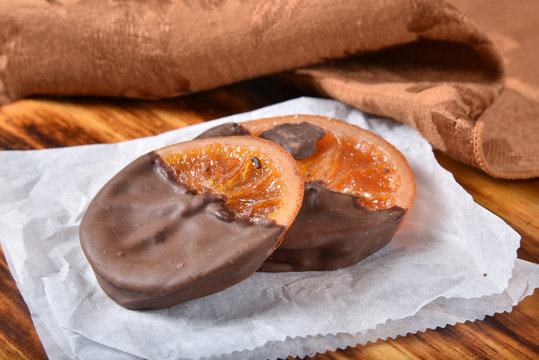Candied chocolate oranges