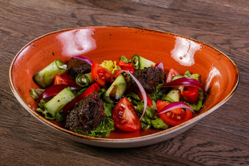 Salad with liver