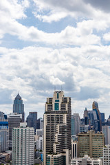 Fototapeta premium ビル, 都会, バンコク, オフィス, マンション, コンド, 建物, 高層ビル, 風景, ビジネス, 都市, 東京, アジア, コンドミニアム, 仕事, 住宅, 海外, 町並み, 東京都, 観光地, 高層マンション, ニューヨーク, 都市風景, 街, 施設, 建築, ランドマーク, アメリカ, マンハッタン, 街並み, 市街, 公共施設, 名所, 建設, ny, 北アメリカ, 工事, 建設業, 