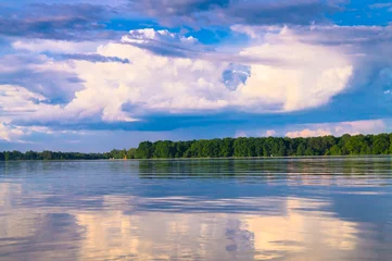 Foto op Canvas Summer evening landscape on the Lake Biserovo, Moscow region, Russia. © Subcomandantemarcos