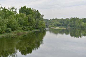 Fototapeta na wymiar オニャル川の景色