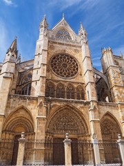 Fototapeta na wymiar Gothic cathedral of Leon, Spain.