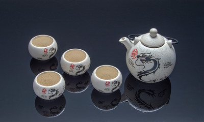 chinese teapot and cups