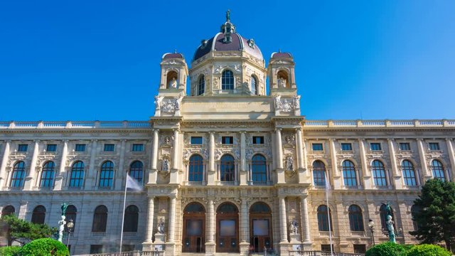 Vienna, Austria, Kunsthistorisches Museum (Museum of Fine Arts) on a sunny day. Time lapse. Zoom effect