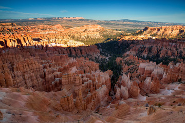 Scenic view of stunning red sandstone hoodoos in Bryce Canyon National Park in Utah, USA