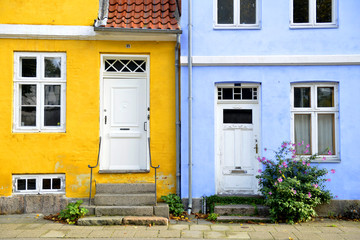 Fototapeta na wymiar Colorful houses in Copenhagen, Denmark