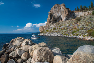 Boating in a rocky cove at Lake Tahoe
