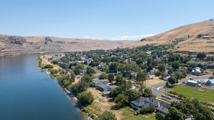 Obraz premium Aerial view of beautiful river landscape