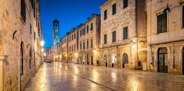 Old town of Dubrovnik at twilight, Dalmatia, Croatia