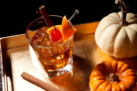 Fall Drinks - Old Fashioned Cocktail