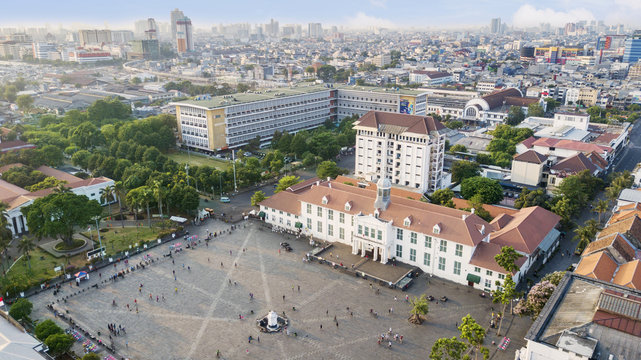 รูปภาพ"Kota Tua" – เลือกดูภาพถ่ายสต็อก เวกเตอร์ และวิดีโอ236 | Adobe Stock