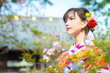 着物の女性