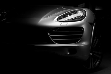 Car detailing series: Clean headlights of gray SUV