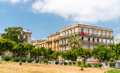 Naklejka premium Budynki w Oranie, głównym mieście Algierii