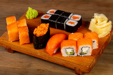 Japanese rolls set