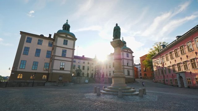 Jarl Birger Square, with a monument to the founder of Stockholm and the Palace of Wrangel. Steadicam shot