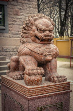  Lions guardians (Chi Tza) at the entrance to  Datsan Gunzechoinei.