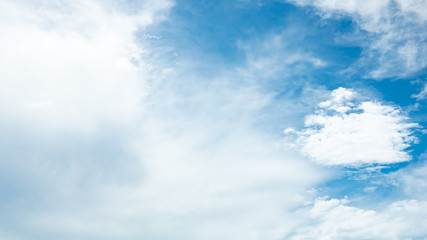 Obraz premium 青空・雲