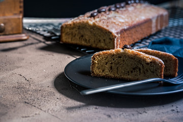 Hausgemachter Kaffeekuchen mit Mokkabohnen