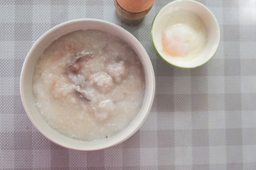 Porridge rice served with egg