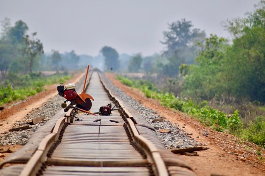 Bamboo train tracks under (re)construction (Battambang, Cambodia)