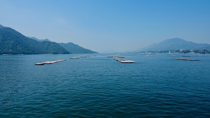 Bootsfahrt nach Miyjima, Insel der Inlandssee in Japan 