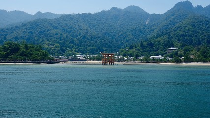 Bootsfahrt nach Miyjima, Insel der Inlandssee in Japan 