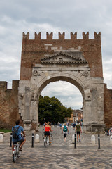 Der Augustusbogen in Rimini, Italien