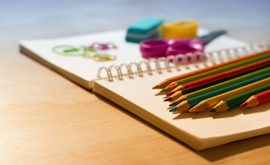 Obraz premium School supplies on note book