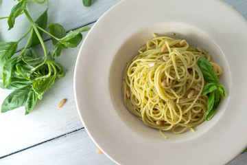 Spaghetti al pesto, Mediterranean food