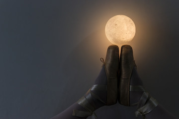 Ballerina legs with moon lamp © CESARVR