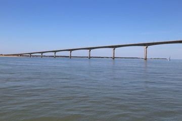 Pont du ciel et de la mer