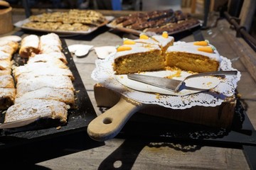 Süsswaren in einer Bäckerei in der Schweiz