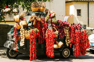 Papryka i tradycyjna włoska czerwona cebula